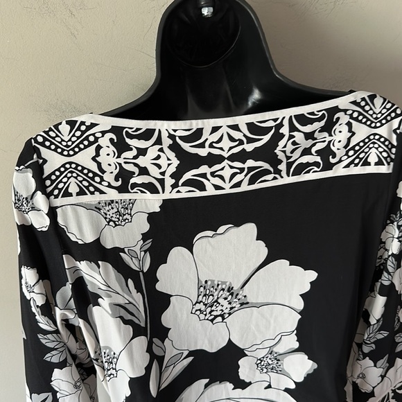 White House Black Market WHBM Black, White floral Swirl Dress  Size S - Picture 7 of 12